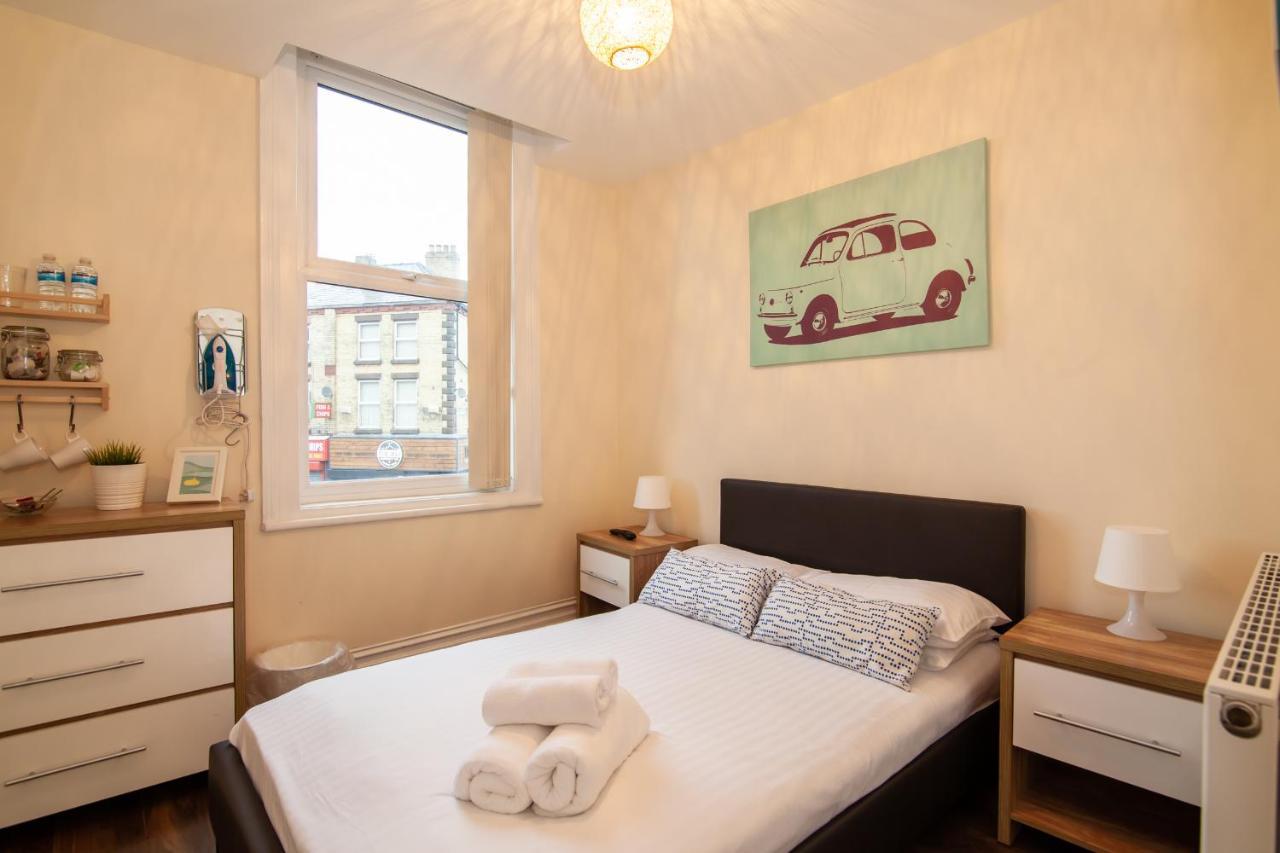 Casa Fresa Franks Serviced Accommodation Liverpool Exterior photo