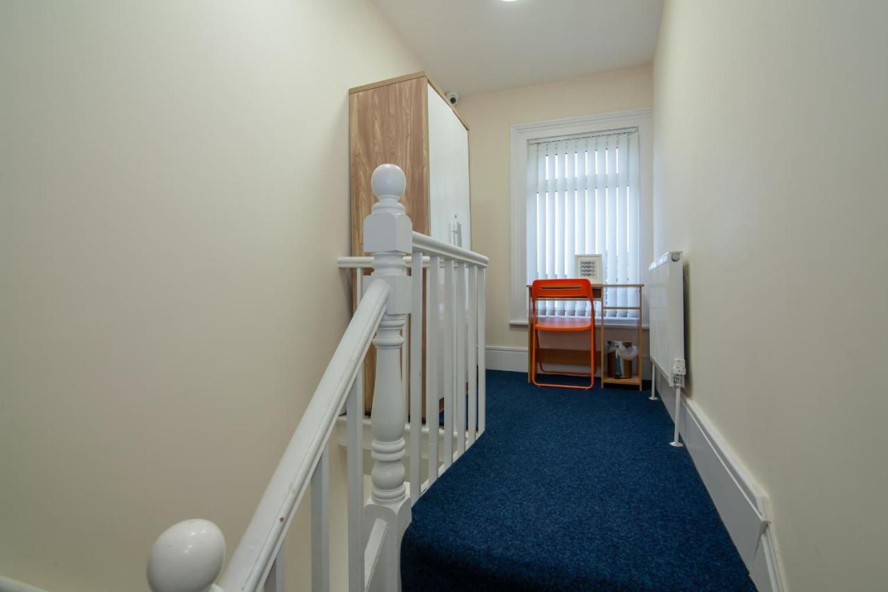Casa Fresa Franks Serviced Accommodation Liverpool Exterior photo