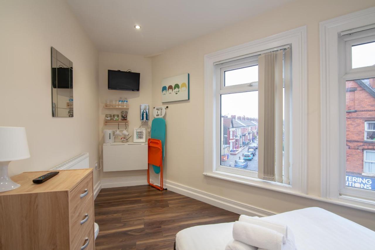 Casa Fresa Franks Serviced Accommodation Liverpool Exterior photo