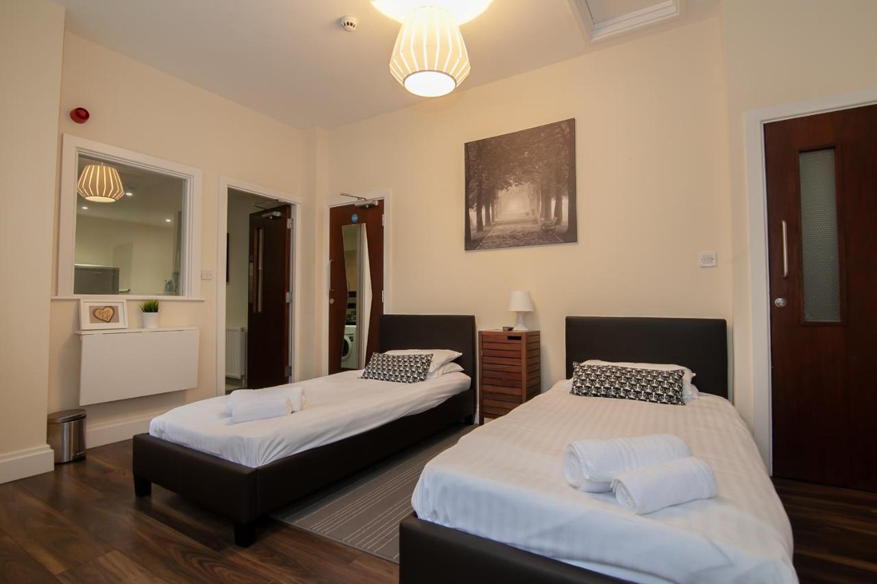 Casa Fresa Franks Serviced Accommodation Liverpool Exterior photo