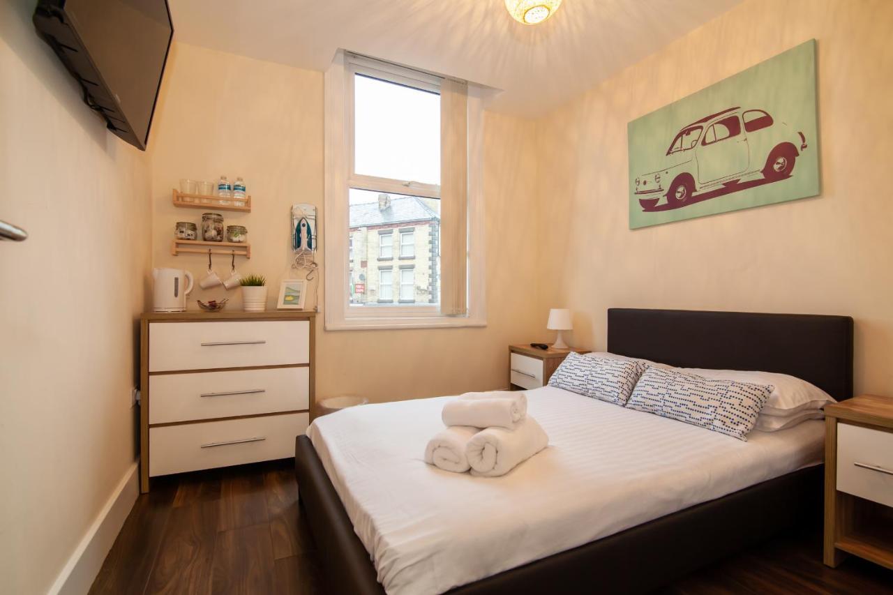Casa Fresa Franks Serviced Accommodation Liverpool Exterior photo