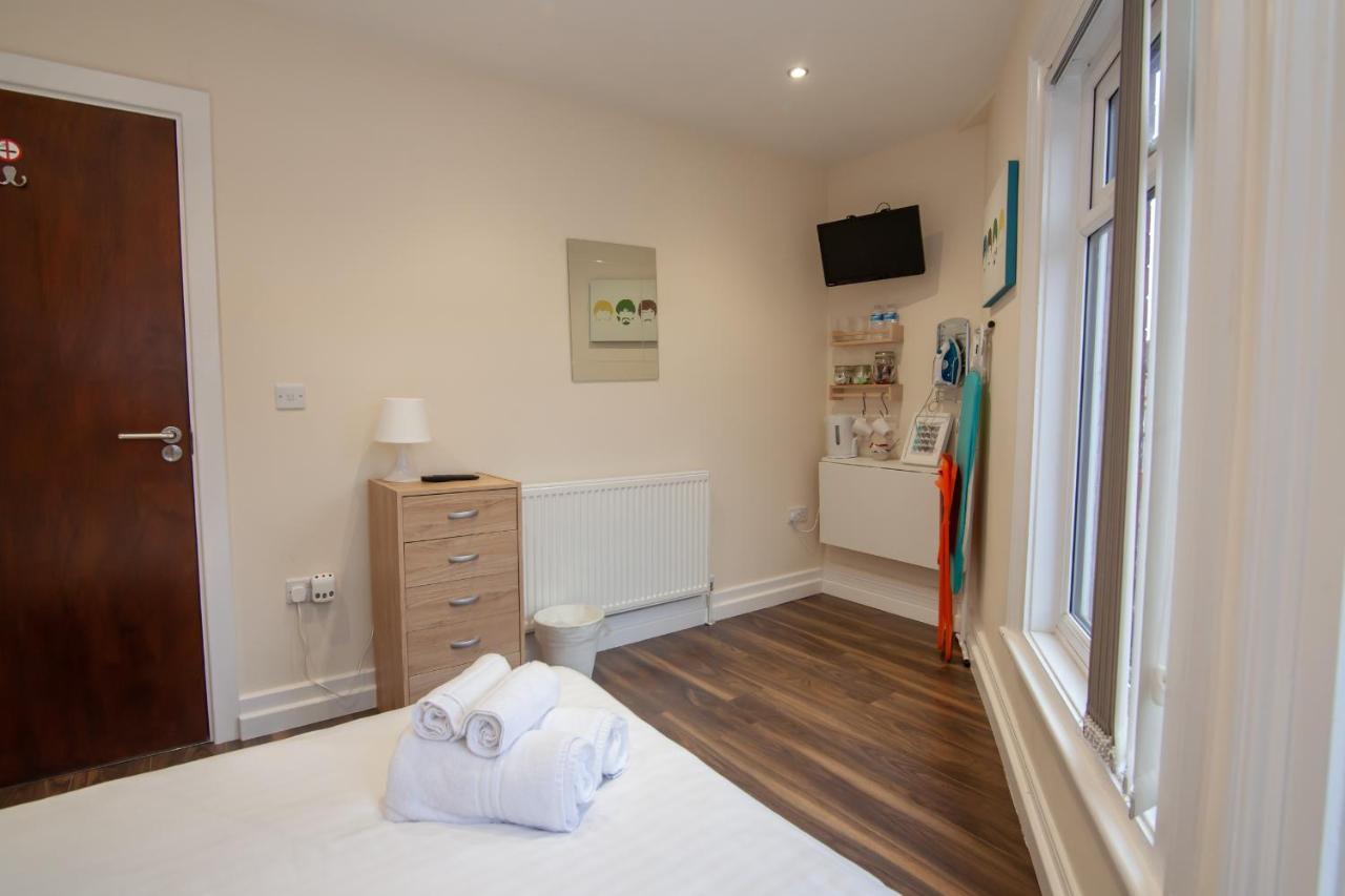 Casa Fresa Franks Serviced Accommodation Liverpool Exterior photo