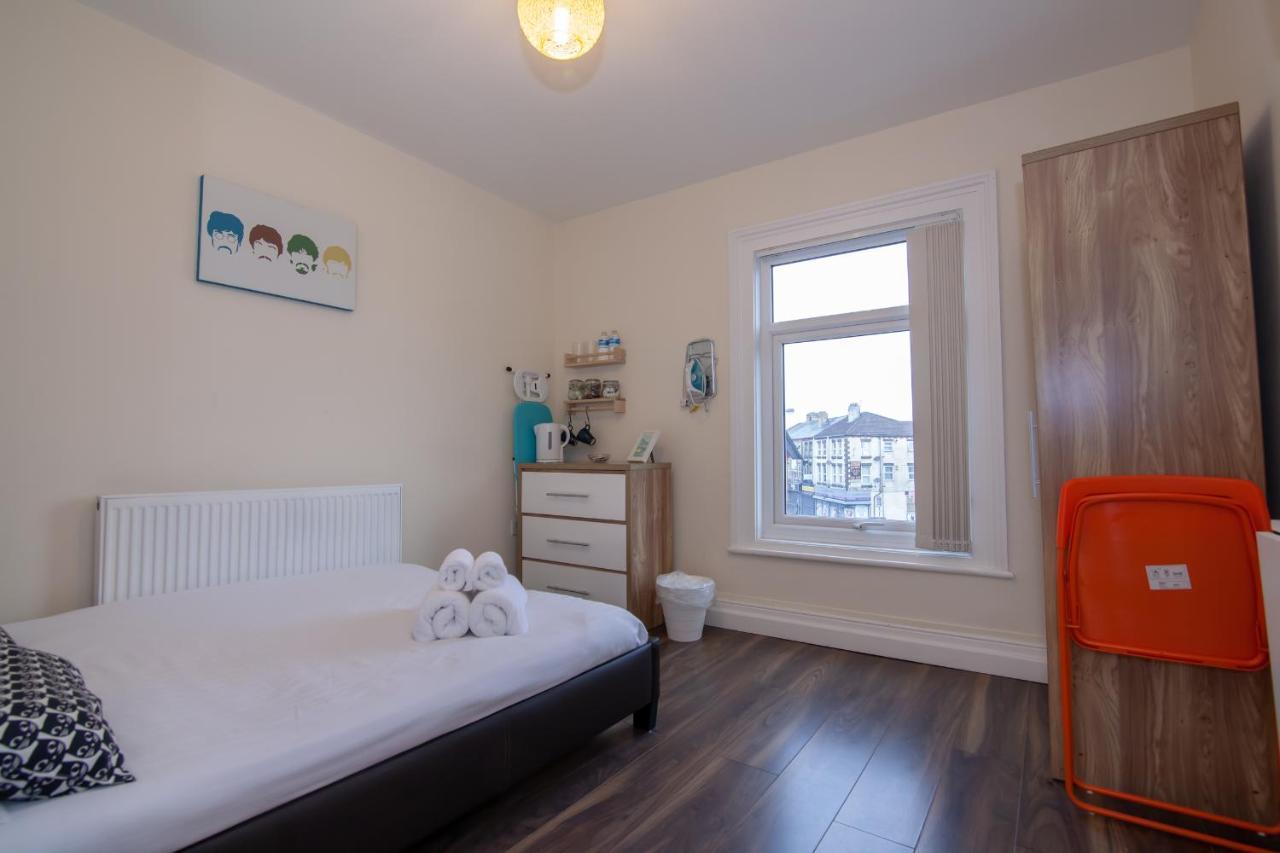Casa Fresa Franks Serviced Accommodation Liverpool Exterior photo